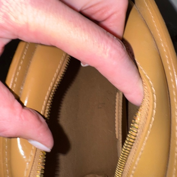 A.P.C. Demi Lune Bag with Chain Strap Patent Leather Beige APC - Picture 7 of 11